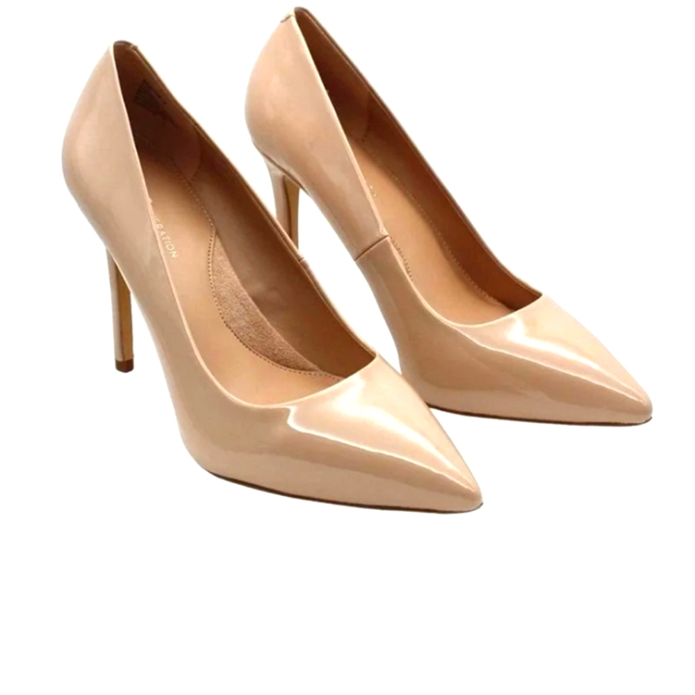 BCBG Beige heel/ size 7